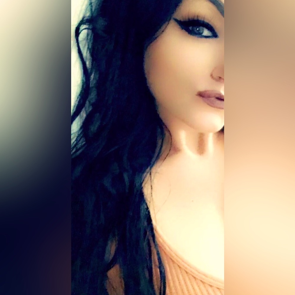 Meet your Posher, Brittany